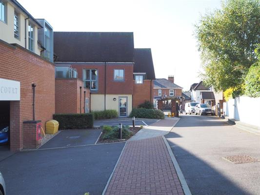 Salisbury Street, Amesbury